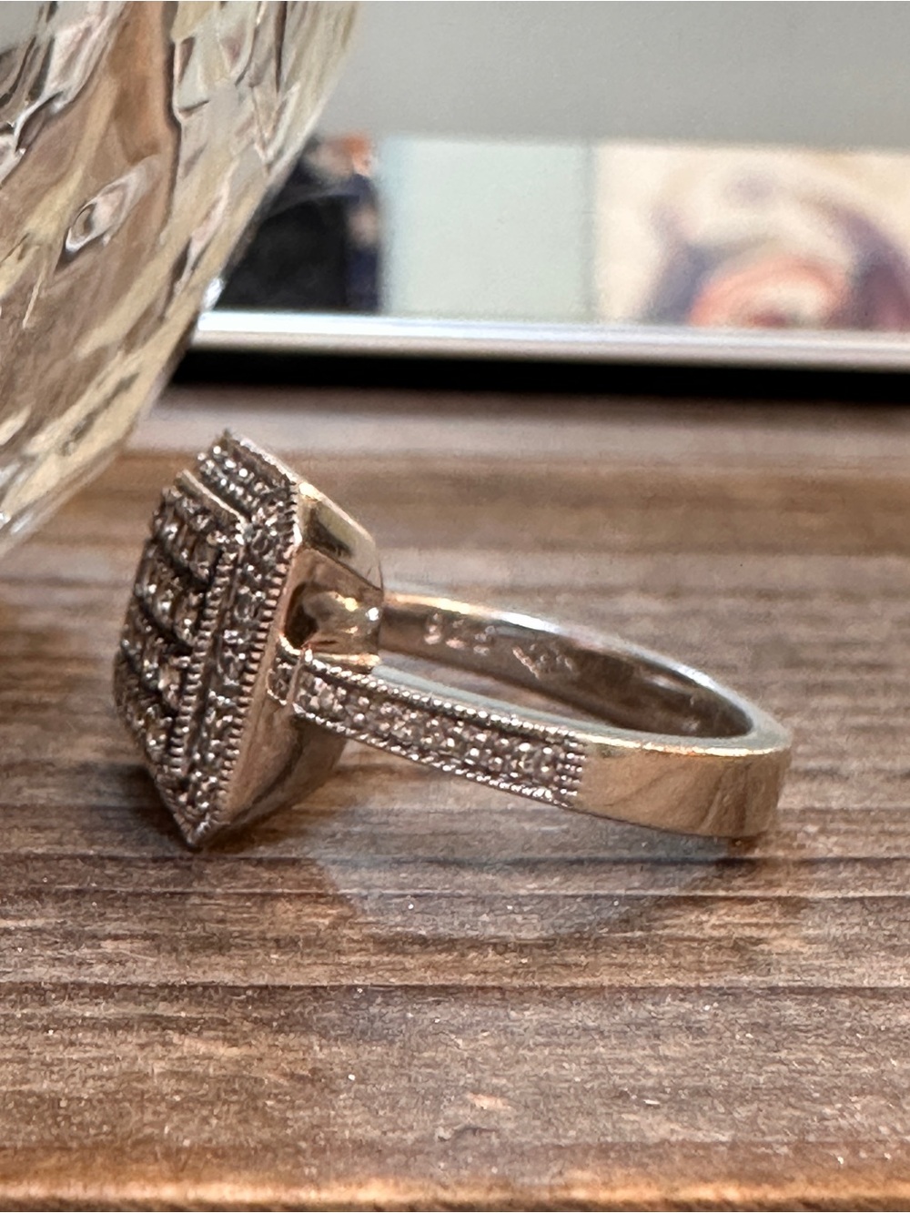 Square diamond Pavé Cluster Ring with chocolate and white diamonds. Silver - Picture 2 of 6